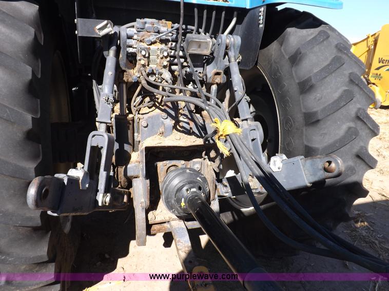 image for item F6186 1995 Ford New Holland 8870 tractor