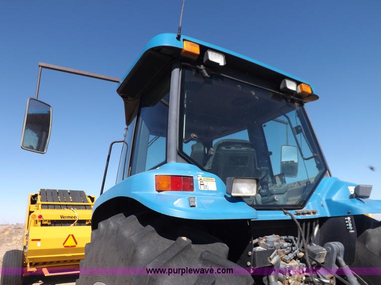 image for item F6186 1995 Ford New Holland 8870 tractor