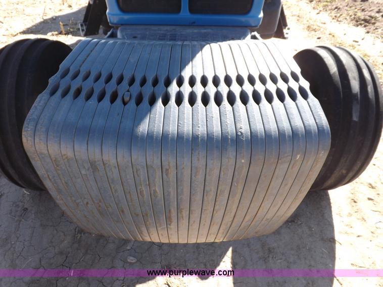 image for item F6186 1995 Ford New Holland 8870 tractor