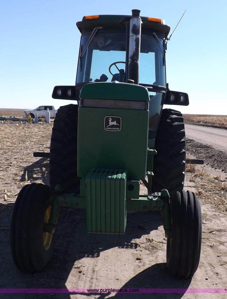 image for item F6187 1990 John Deere 4250 tractor