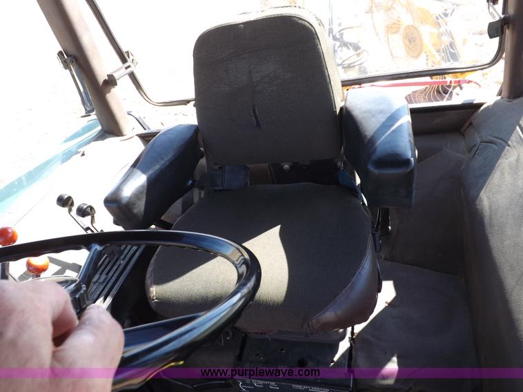 image for item F6187 1990 John Deere 4250 tractor