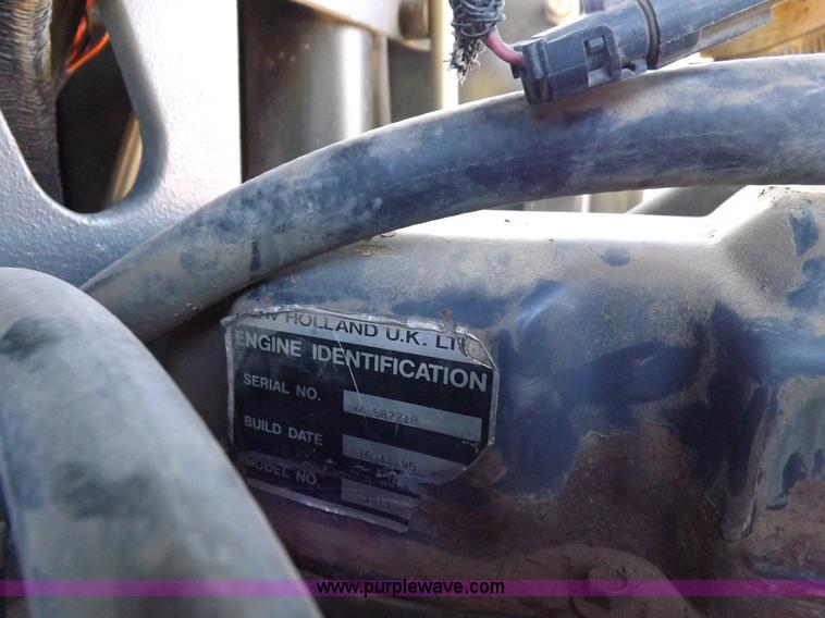 image for item F6187 1990 John Deere 4250 tractor