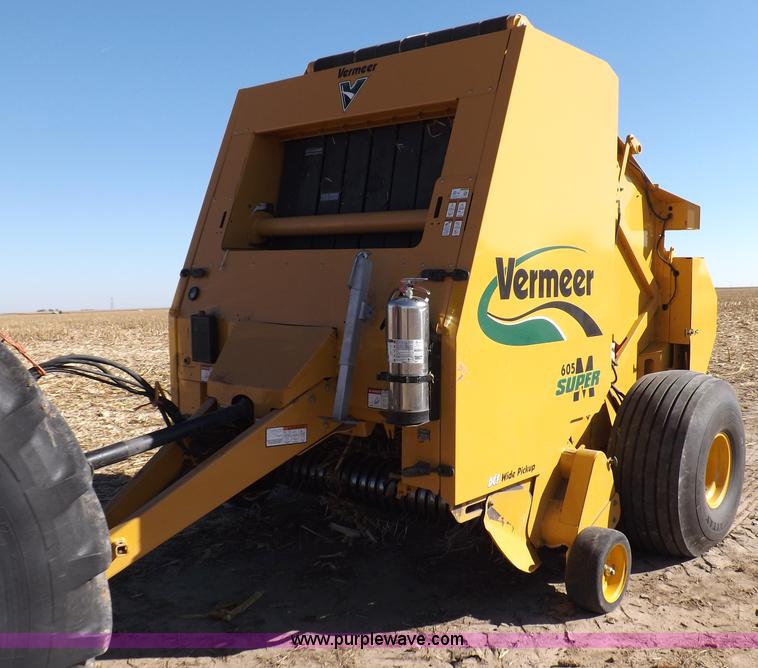 image for item F6188 Vermeer 605 Super M baler