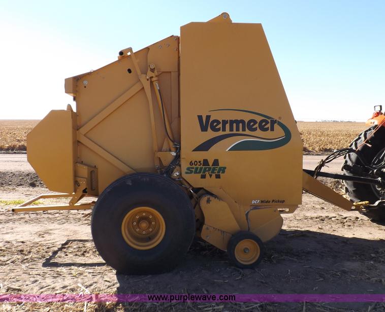 image for item F6188 Vermeer 605 Super M baler