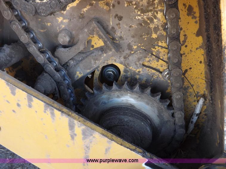 image for item F6188 Vermeer 605 Super M baler