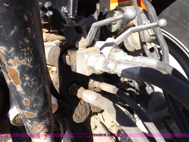 image for item F6188 Vermeer 605 Super M baler