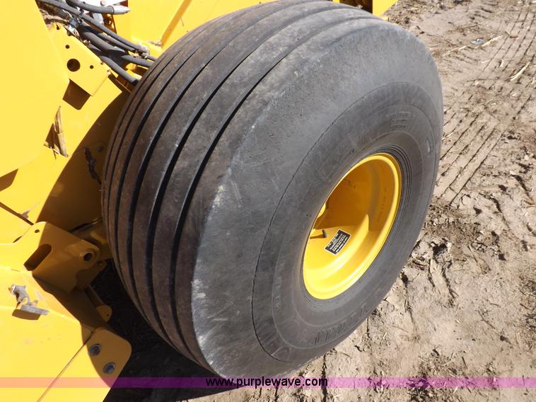 image for item F6188 Vermeer 605 Super M baler