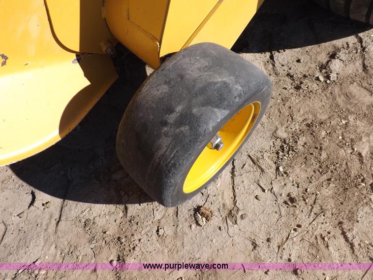 image for item F6188 Vermeer 605 Super M baler