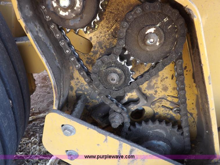 image for item F6189 Vermeer 605 Super M baler