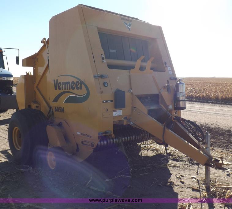 image for item F6190 Vermeer 605M baler