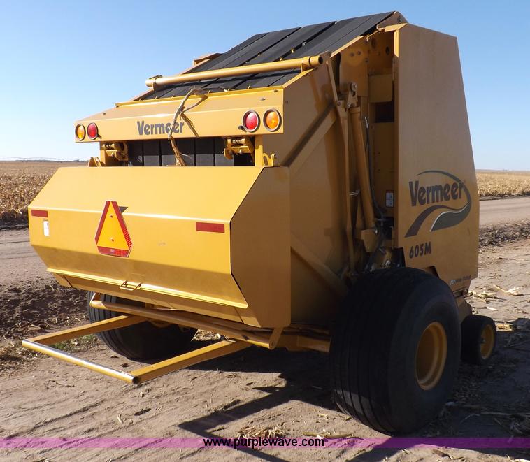 image for item F6190 Vermeer 605M baler
