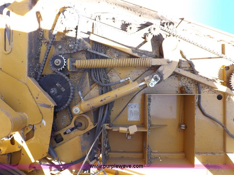 image for item F6190 Vermeer 605M baler