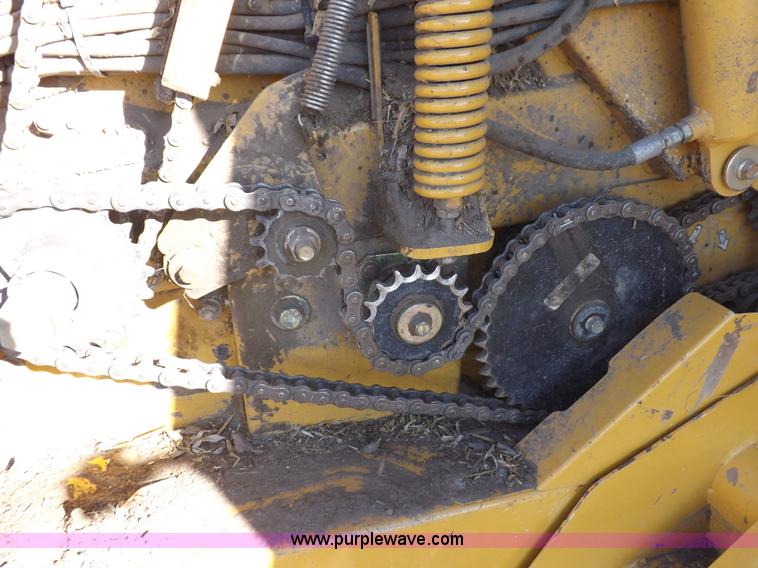 image for item F6190 Vermeer 605M baler