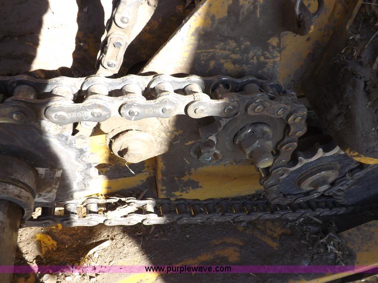 image for item F6190 Vermeer 605M baler