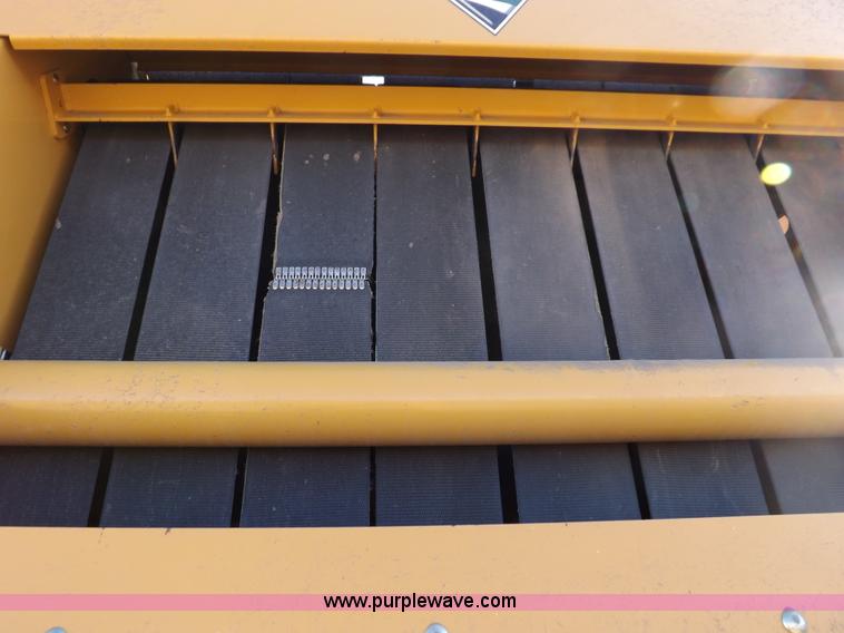 image for item F6190 Vermeer 605M baler