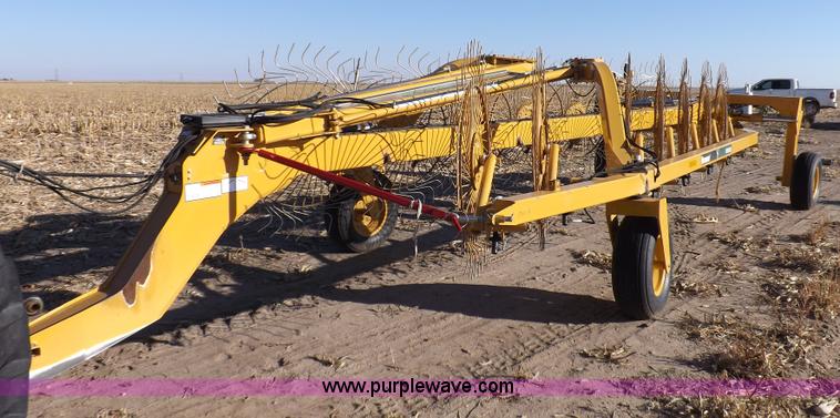image for item F6191 Vermeer VR1428 wheel rake