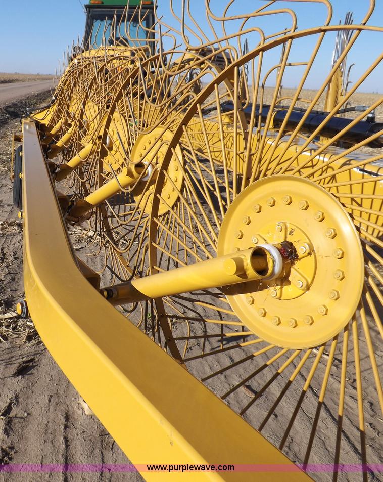 image for item F6191 Vermeer VR1428 wheel rake