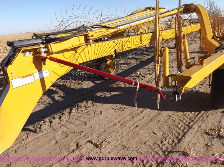 image for item F6191 Vermeer VR1428 wheel rake