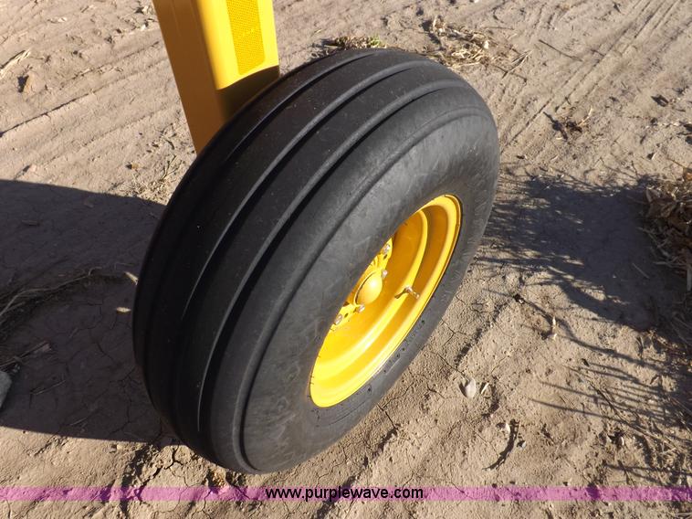 image for item F6191 Vermeer VR1428 wheel rake