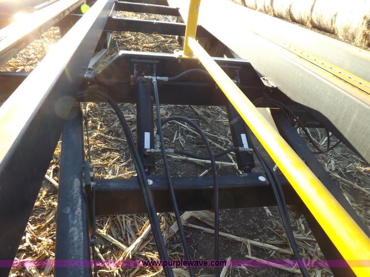 image for item F6193 Buhler 2500 accumulator