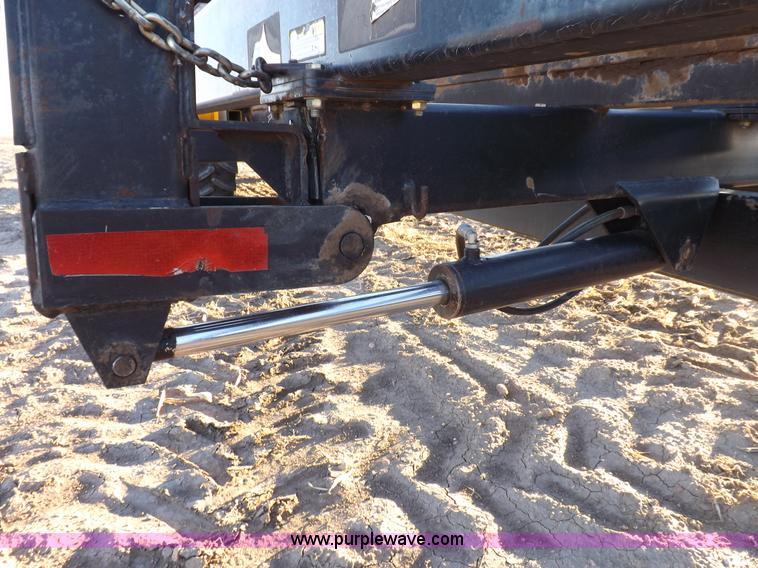 image for item F6193 Buhler 2500 accumulator