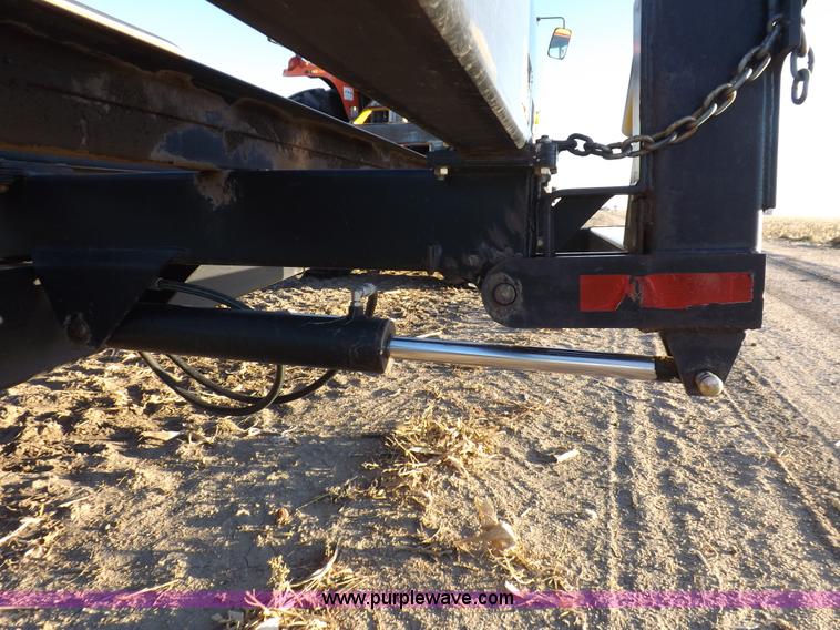 image for item F6193 Buhler 2500 accumulator