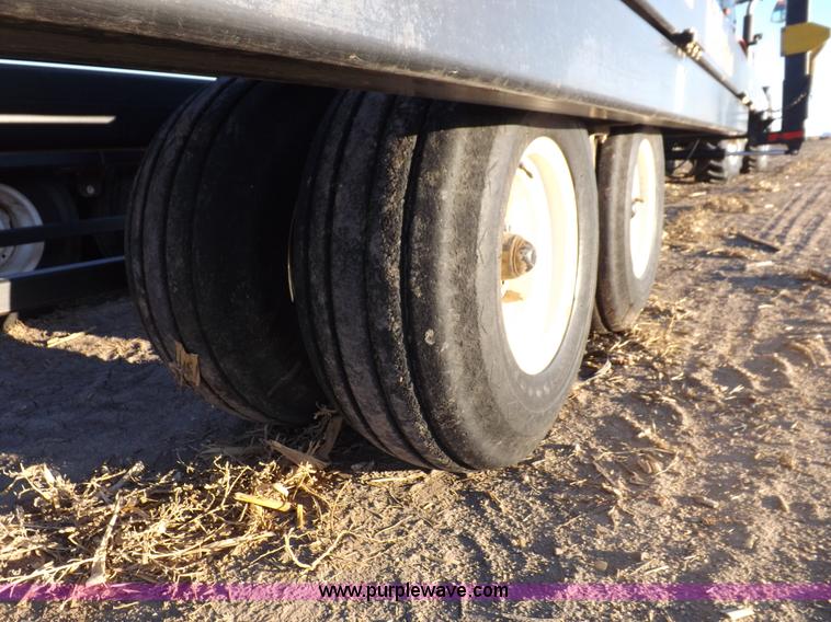 image for item F6193 Buhler 2500 accumulator