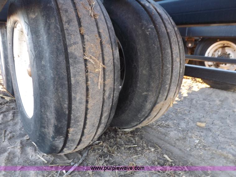 image for item F6193 Buhler 2500 accumulator