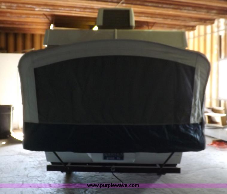 image for item F6200 2001 Coleman Taos popup camper