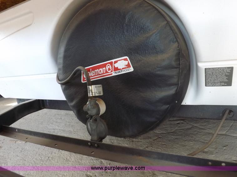 image for item F6200 2001 Coleman Taos popup camper