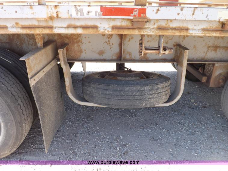image for item F6216 1991 Transcraft 55'9" flatbed trailer