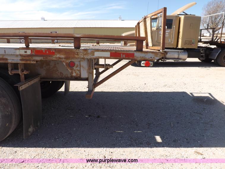 image for item F6216 1991 Transcraft 55'9" flatbed trailer