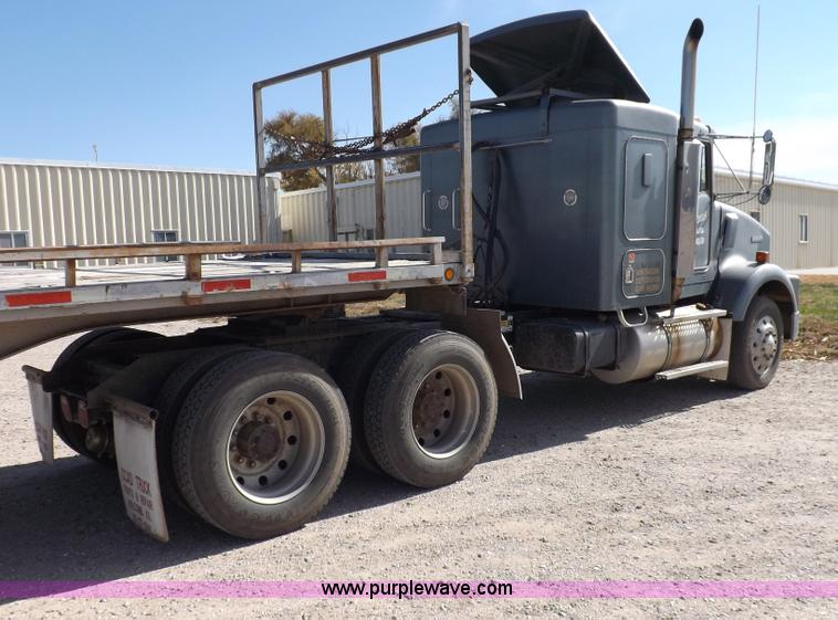 image for item F6217 1997 Kenworth T800 tandem axle semi truck