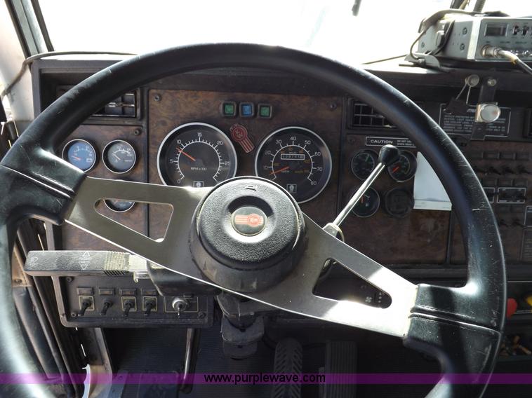 image for item F6217 1997 Kenworth T800 tandem axle semi truck