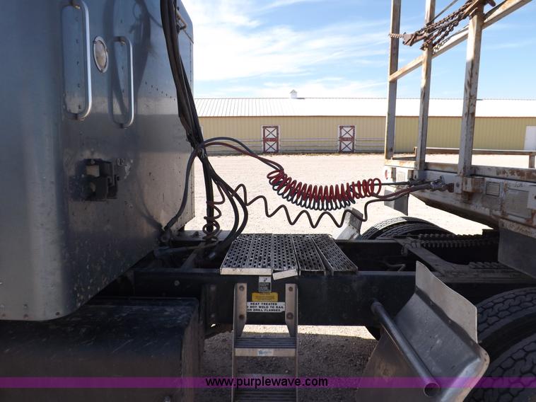 image for item F6217 1997 Kenworth T800 tandem axle semi truck