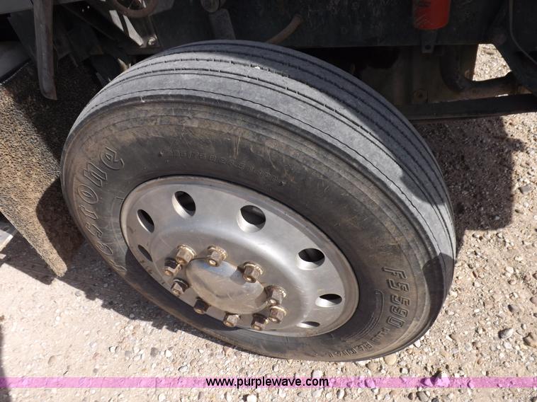 image for item F6217 1997 Kenworth T800 tandem axle semi truck