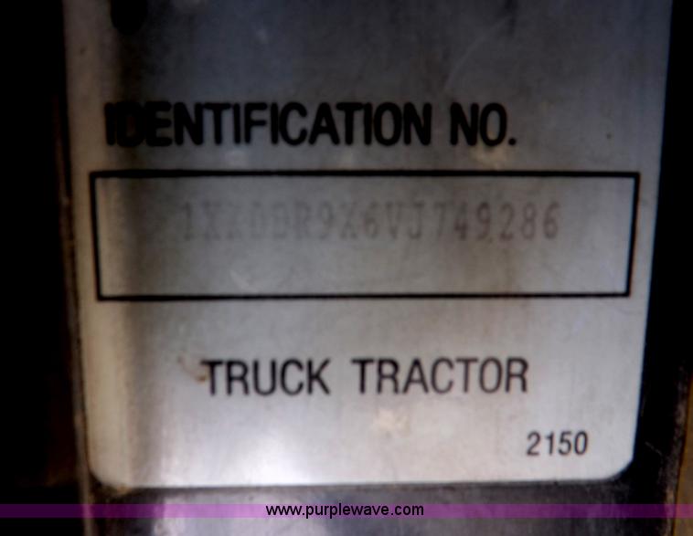 image for item F6218 1997 Kenworth T800 tandem axle semi truck