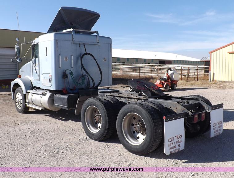 image for item F6219 1997 Kenworth T800 tandem axle semi truck