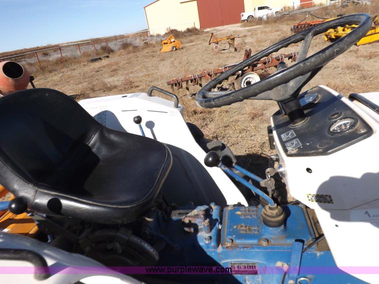 image for item F6225 Satoh Bull S-630D tractor