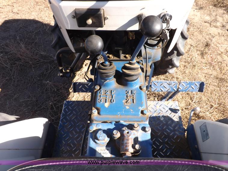 image for item F6225 Satoh Bull S-630D tractor