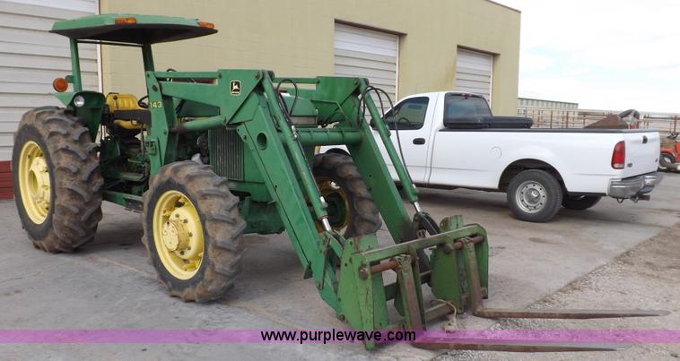 image for item F6233 1983 John Deere 2550 MFWD tractor