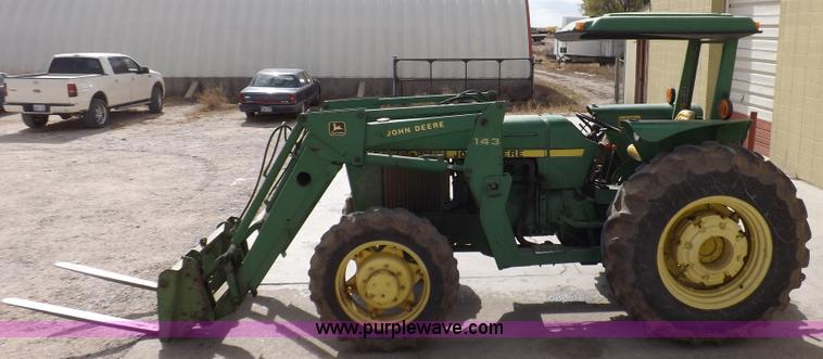 image for item F6233 1983 John Deere 2550 MFWD tractor