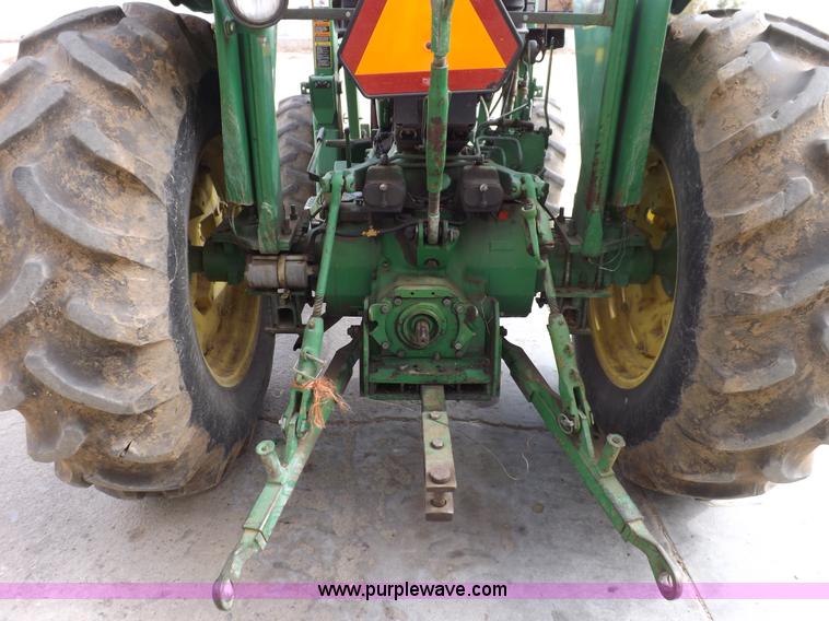 image for item F6233 1983 John Deere 2550 MFWD tractor