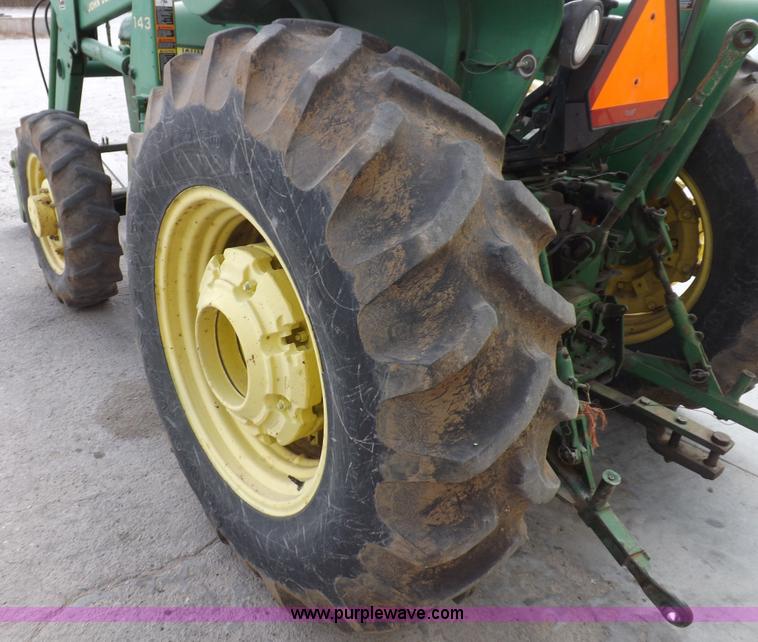 image for item F6233 1983 John Deere 2550 MFWD tractor