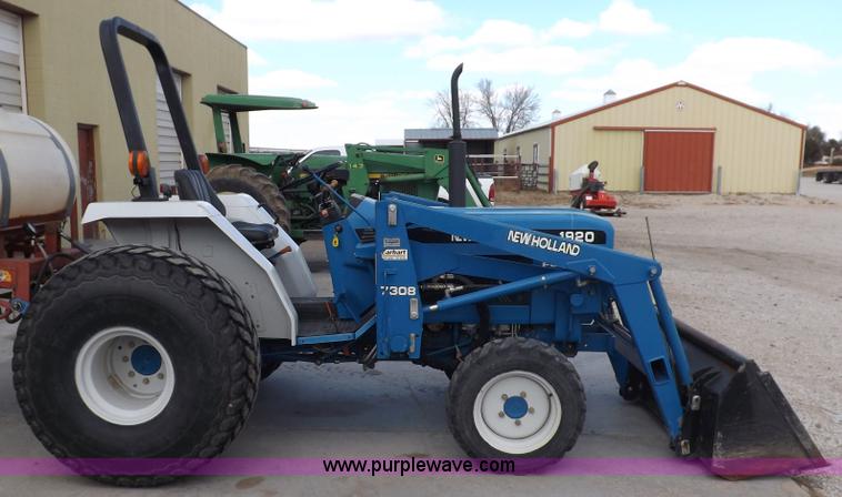 image for item F6236 Ford New Holland 1920SSS 4WD tractor