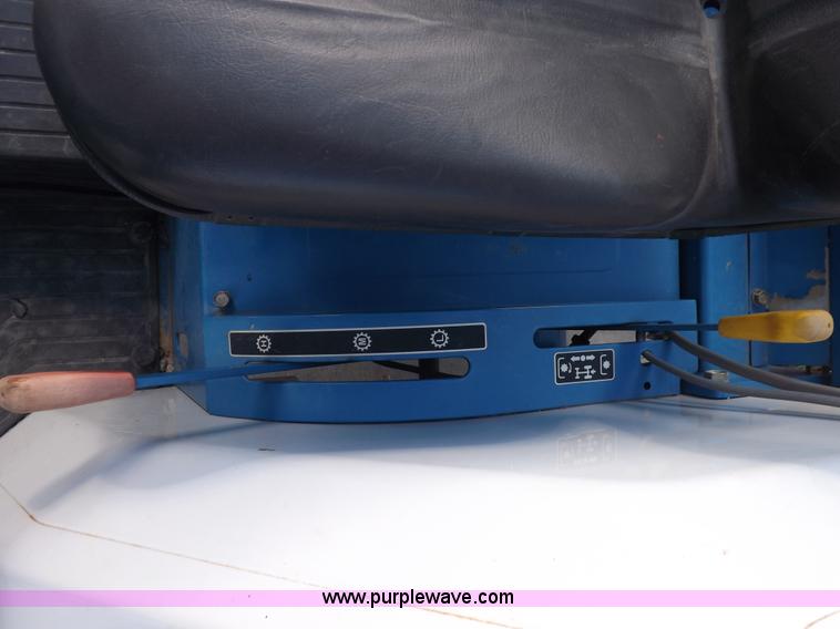 image for item F6236 Ford New Holland 1920SSS 4WD tractor