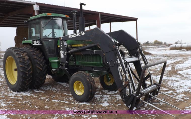 image for item F6240 1985 John Deere 4650 tractor