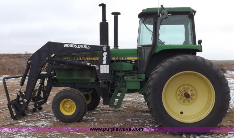 image for item F6240 1985 John Deere 4650 tractor