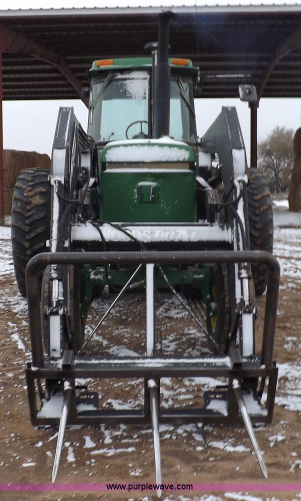 image for item F6240 1985 John Deere 4650 tractor