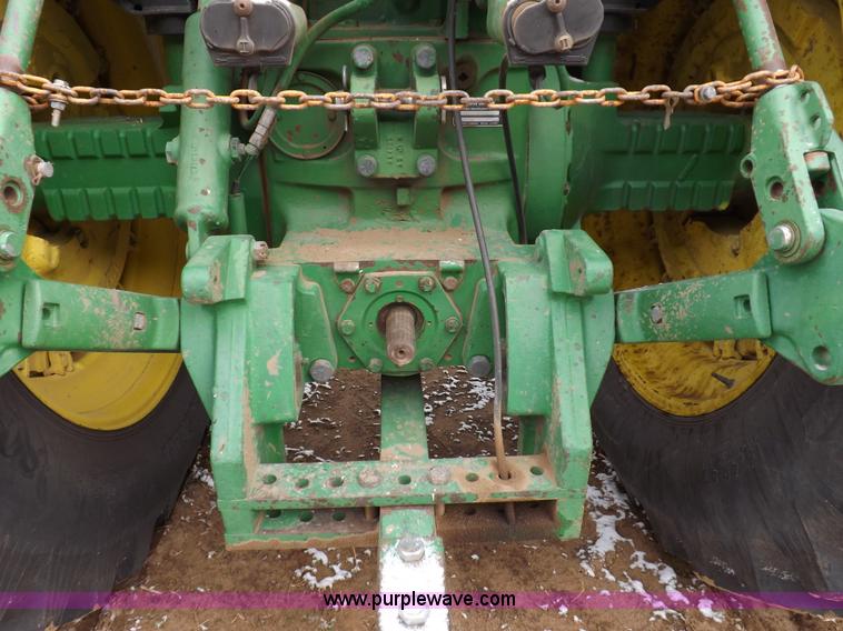 image for item F6240 1985 John Deere 4650 tractor